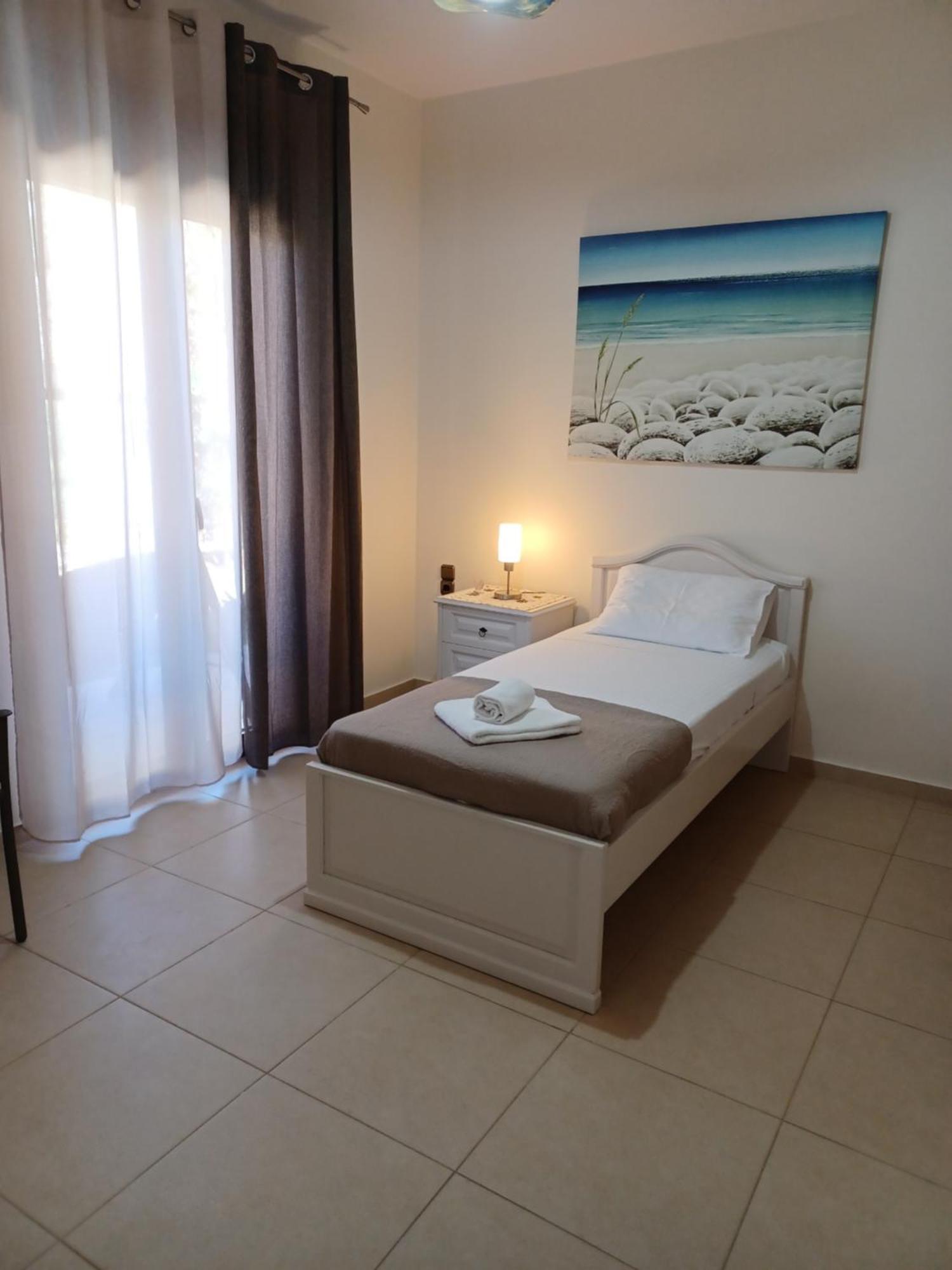 Heraklion Comfy House With Mountain View Exterior photo